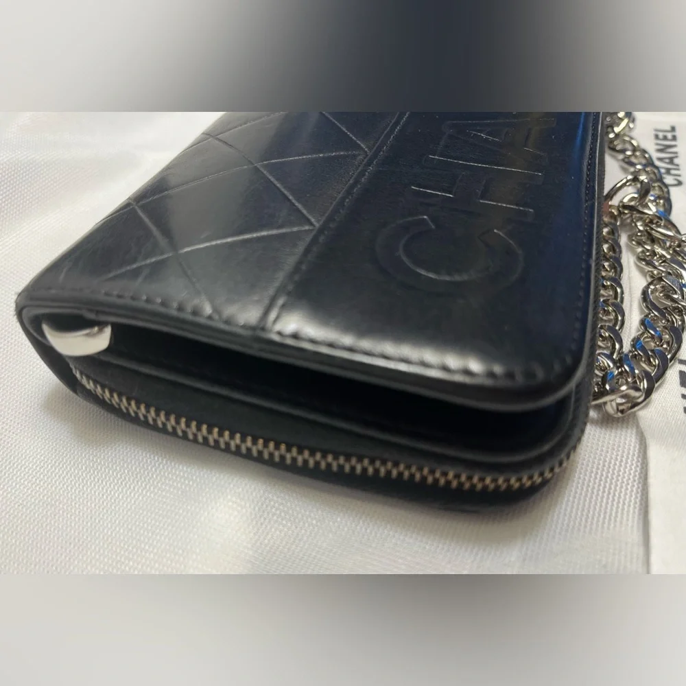 SOLD! CHANEL Authentic Long wallet clutch with chain/insert -Crossbody - Picture 13 of 15